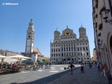 Rathausplatz mit Rathaus und Perlachturm